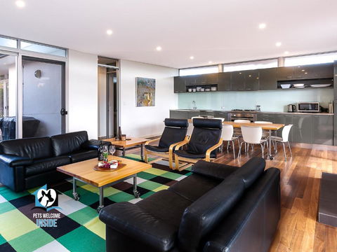 Architect Designed House Nestled In The Dunes - Accommodation Georgetown 1