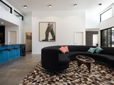 Arenas South - Accommodation Georgetown 1