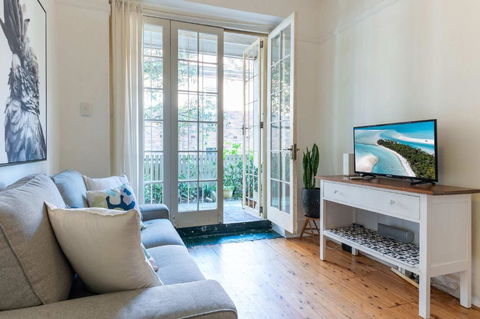 Art Deco 1 Bed Apt Close To Beach & CBD - Accommodation Georgetown 1