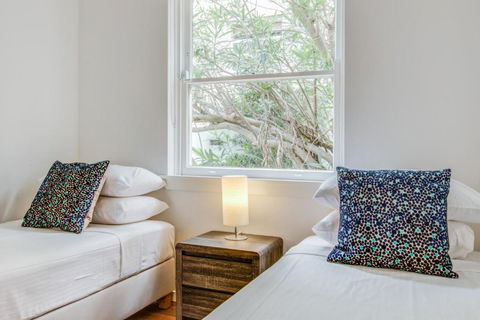 Art Deco 2-Bed Close To City And Harbour - Accommodation Georgetown 1