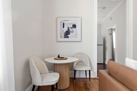 Art Deco W Modern Twist 1Bed 1Bath 1Car New Farm - Accommodation Georgetown 1