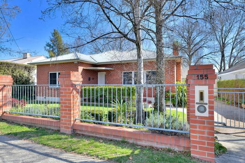 Art House On Anson - Artistic Haven, Spa, Pets - Accommodation Georgetown 2