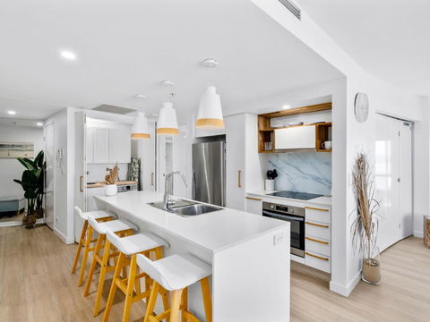 Artique - Hosted By Coastal Letting - Accommodation Georgetown 1