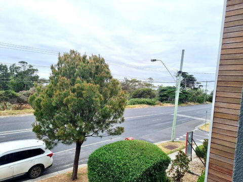 Aspendale Beach Escape -Walk To Mordialloc - Accommodation Georgetown 3