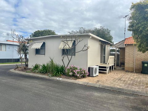At Busso Cabin 56 - Accommodation Georgetown 2