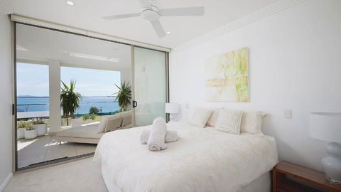Aura 2 Apartment With Spectacular Views - Accommodation Georgetown 1