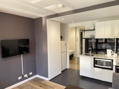 Aura On Flinders Serviced Apartments - Accommodation Georgetown 1