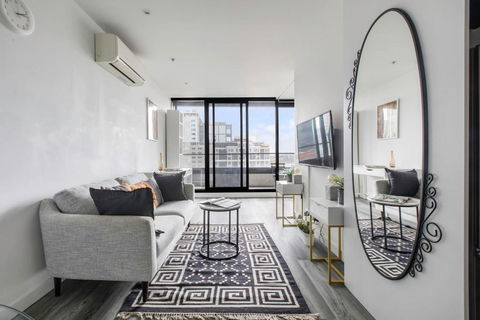 Aura Off Flinders Lane - A City Centre Balcony Abode - Accommodation Georgetown 0