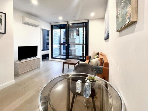 Aura On Lonsdale - Accommodation Georgetown 4