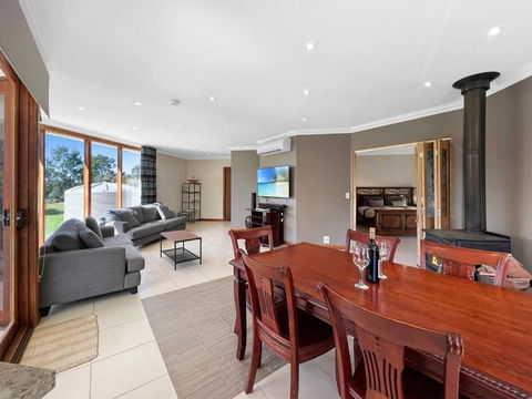 Aurora Cottages - Bellfield - Accommodation Georgetown 2
