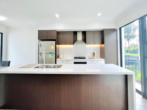 Austral Newly Built Modern 3 Br Home - Accommodation Georgetown 2