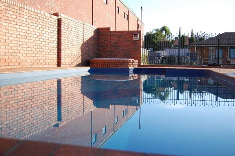 Australian Settlers Motor Inn - Accommodation Georgetown 4