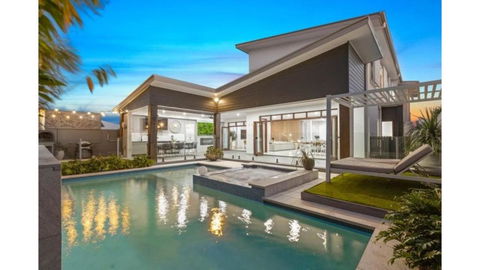 Avoca Beach Retreat - Accommodation Georgetown 2