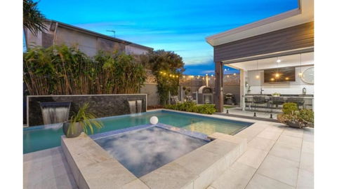Avoca Beach Retreat - Accommodation Georgetown 1
