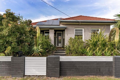 Avondale 7 Cashmore Street - Accommodation Georgetown 0