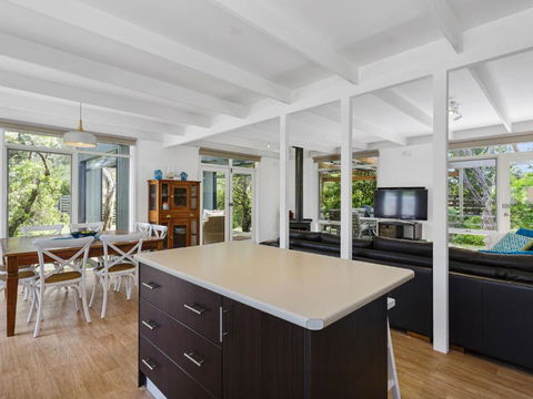 Avonlea Sorrento Holiday House - Accommodation Georgetown 3