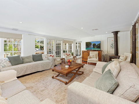 Aylmerton House And Cottage For 14 Southern Highlands - Accommodation Georgetown 1