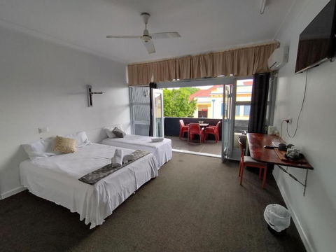 Ayr Hotel - Accommodation Georgetown 1