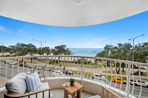 Athena By The Sea Luxurious Beachfront Retreat - CoastHM - Accommodation Georgetown 0