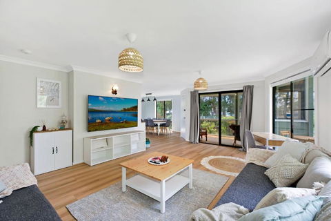 Aqua Adventures Retreat. Waterfront Playground - Accommodation Georgetown 4