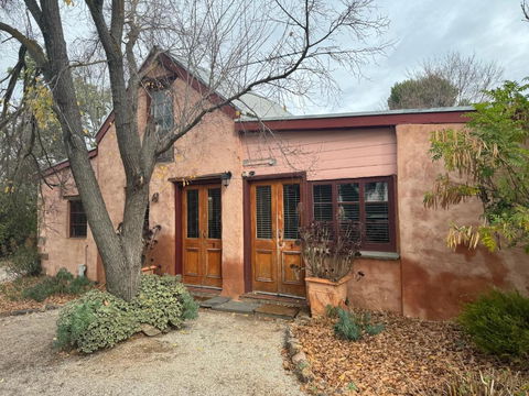 Auburn Garden Suites - Accommodation Georgetown 0