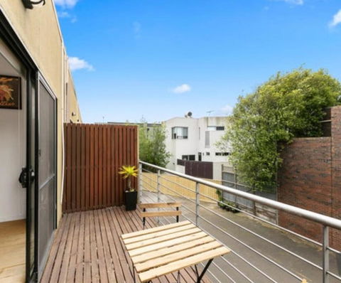 Ascot Vale - Lovely 2 Bedroom Townhouse Close To Everything! - Accommodation Georgetown 4