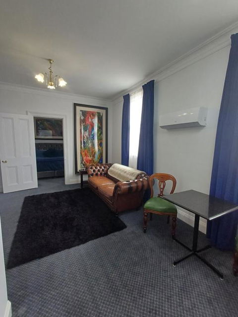 Art Hotel On York - Accommodation Georgetown 3