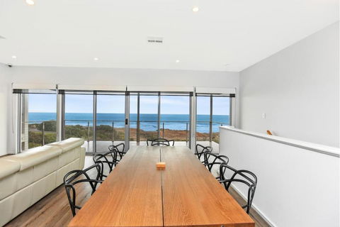 Avaya Sellicks Beachfront Getaway- Wifi - Accommodation Georgetown 0