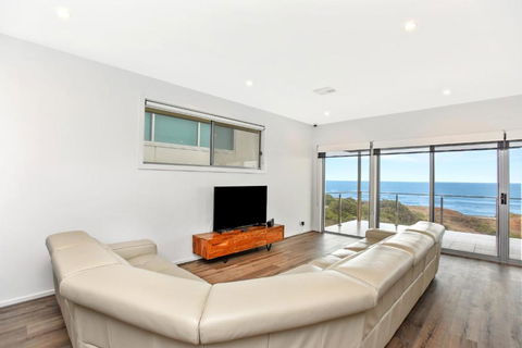 Avaya Sellicks Beachfront Getaway- Wifi - Accommodation Georgetown 2