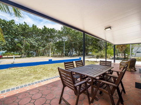 Azure On Geoffrey Bay - Accommodation Georgetown 1