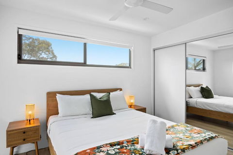 Azure River Side Townhouse - Accommodation Georgetown 1