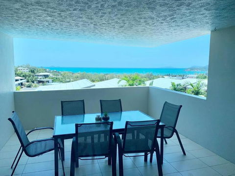 Azure Sea, Oceanviews, Wifi, 2 Pools + Gym - Accommodation Georgetown 3