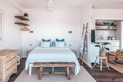 BAY PROPERTIES . Beach House Studio - Accommodation Georgetown 4