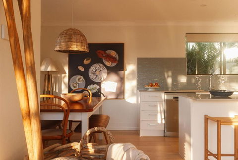 BAY PROPERTIES . Seadrifter - Accommodation Georgetown 4