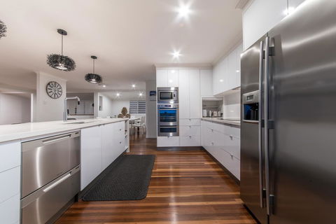 Hayman Views - Accommodation Georgetown 1
