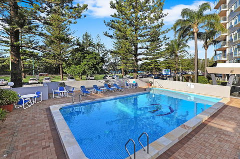 Pacific Regis Beachfront Holiday Apartments - Accommodation Georgetown 4