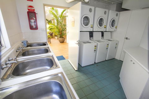 Port Douglas Apartments - Adults Only Oasis - Accommodation Georgetown 35