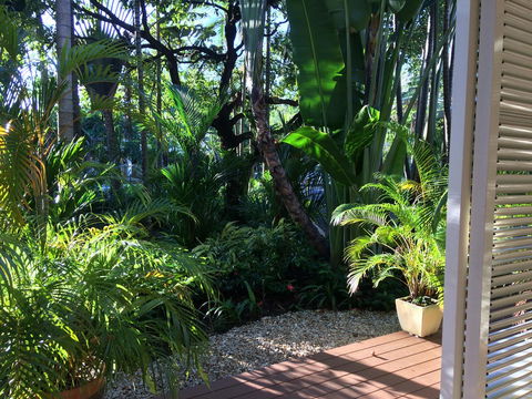 Port Douglas Apartments - Adults Only Oasis - Accommodation Georgetown 2