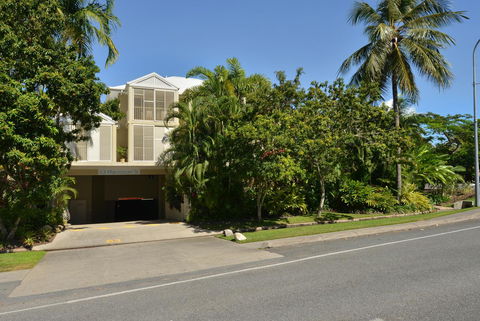 Port Douglas Apartments - Adults Only Oasis - Accommodation Georgetown 28