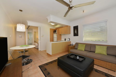 Port Douglas Apartments - Adults Only Oasis - Accommodation Georgetown 7