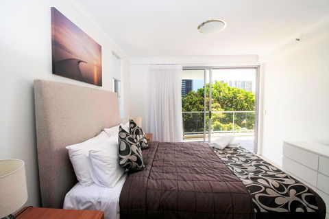 Trilogy Surfers Paradise - Accommodation Georgetown 30