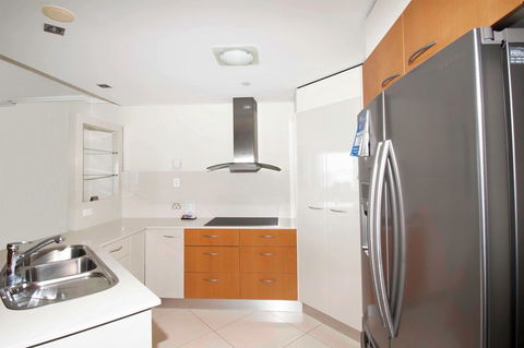Trilogy Surfers Paradise - Accommodation Georgetown 20