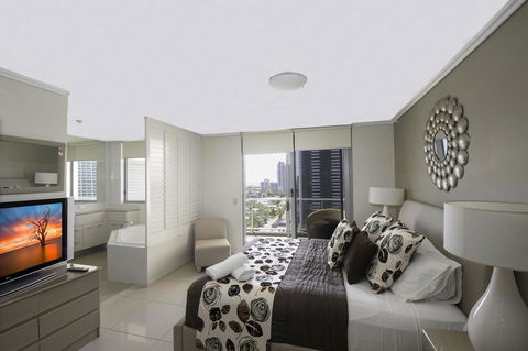 Trilogy Surfers Paradise - Accommodation Georgetown 15