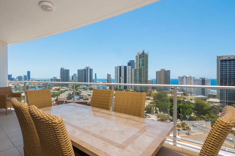 Trilogy Surfers Paradise - Accommodation Georgetown 18