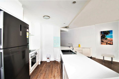 Trilogy Surfers Paradise - Accommodation Georgetown 41