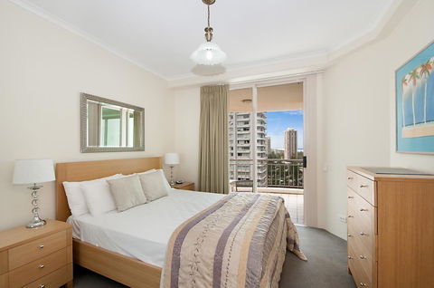 Maldives Resort Main Beach, Gold Coast - Accommodation Georgetown 39