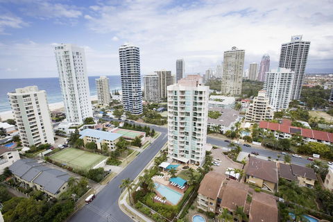 Maldives Resort Main Beach, Gold Coast - Accommodation Georgetown 26