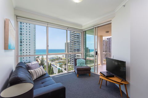 Maldives Resort Main Beach, Gold Coast - Accommodation Georgetown 23