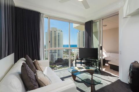 Maldives Resort Main Beach, Gold Coast - Accommodation Georgetown 18