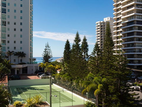 Maldives Resort Main Beach, Gold Coast - Accommodation Georgetown 28